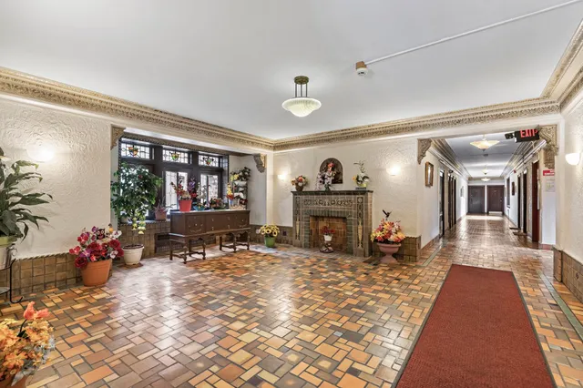 $2,200 | 340 Fairmount Avenue, Unit 408, Jersey City, NJ 07306