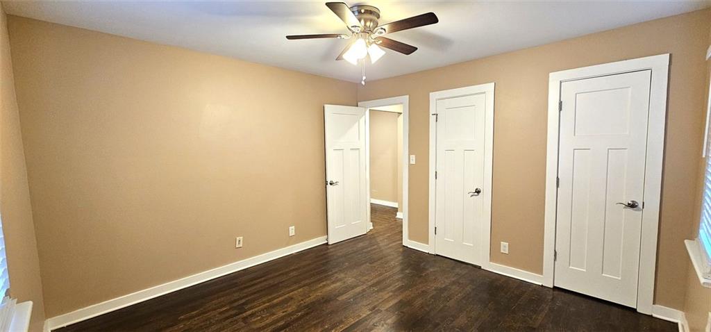 1291 Lorenzo Drive Southwest Atlanta, GA 30310 - Photo 8 of 17 a view of an empty room and window