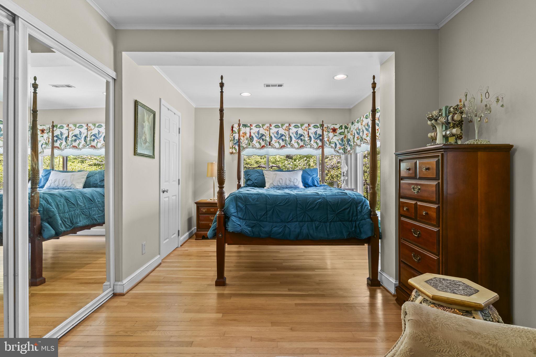 5470 Huntingtown Road Huntingtown, MD 20639 - Photo 24 of 63 Primary Suite