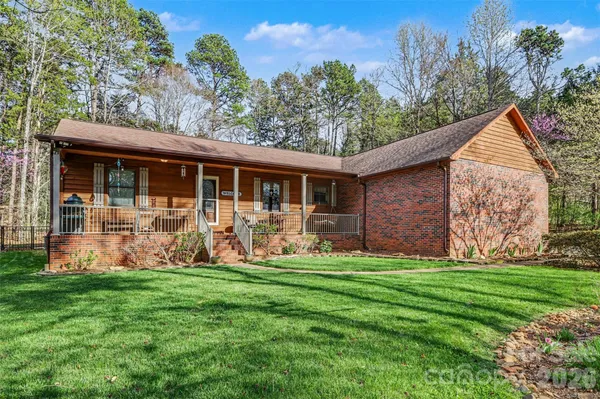 $525,000 | 2199 Coddle Creek Highway, Mooresville, NC 28115