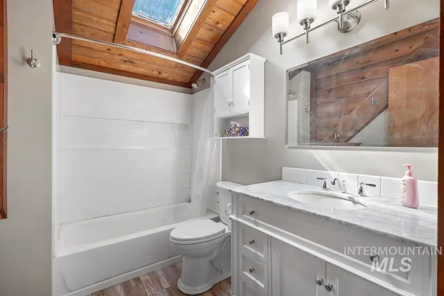 $672,000 | 7302 Long Hollow Road, Colfax, WA 99111