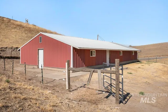 $672,000 | 7302 Long Hollow Road, Colfax, WA 99111