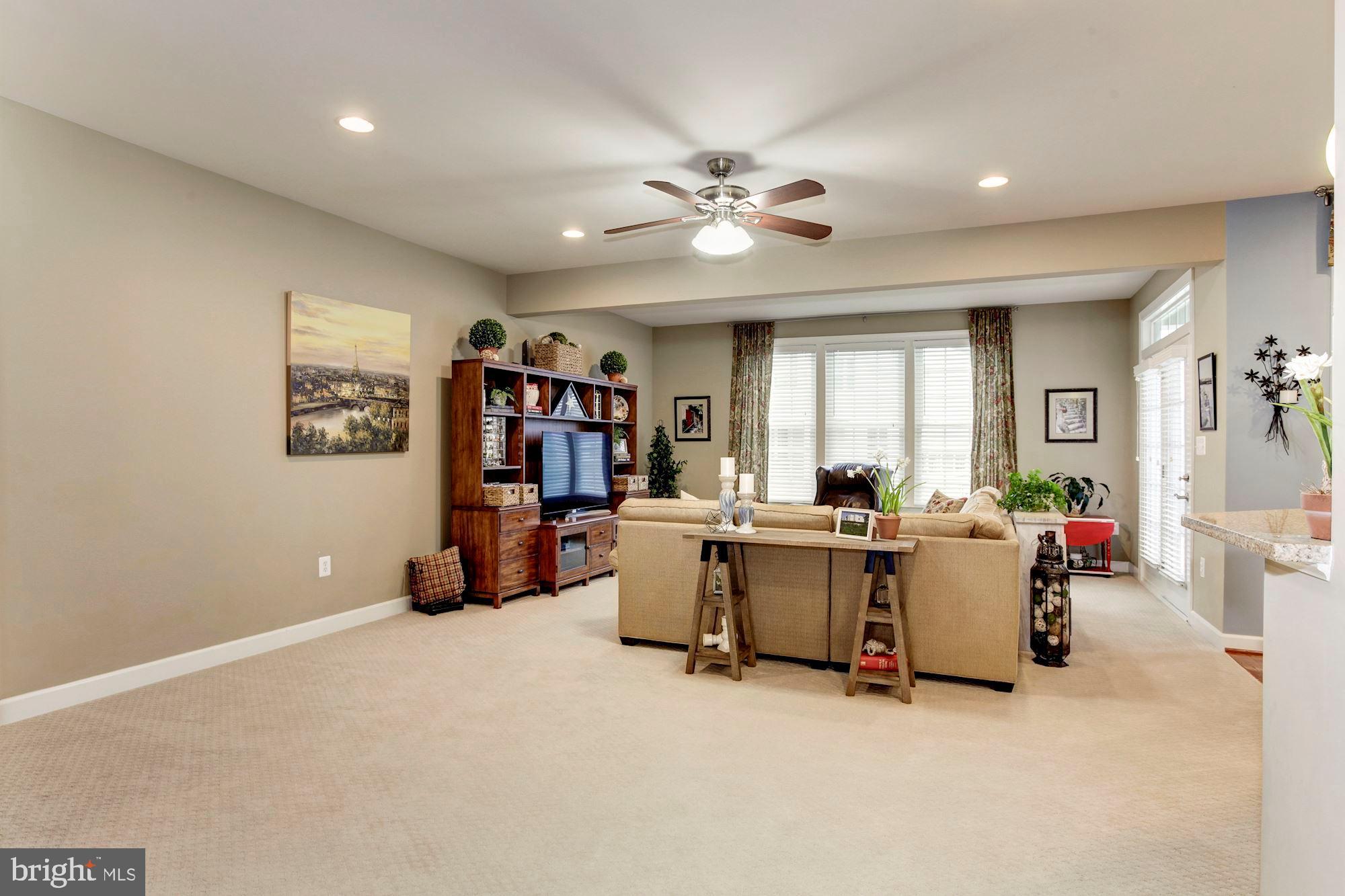 24960 Castleton Drive Chantilly, VA 20152 - Photo 17 of 44 a view of a livingroom with workspace and a window