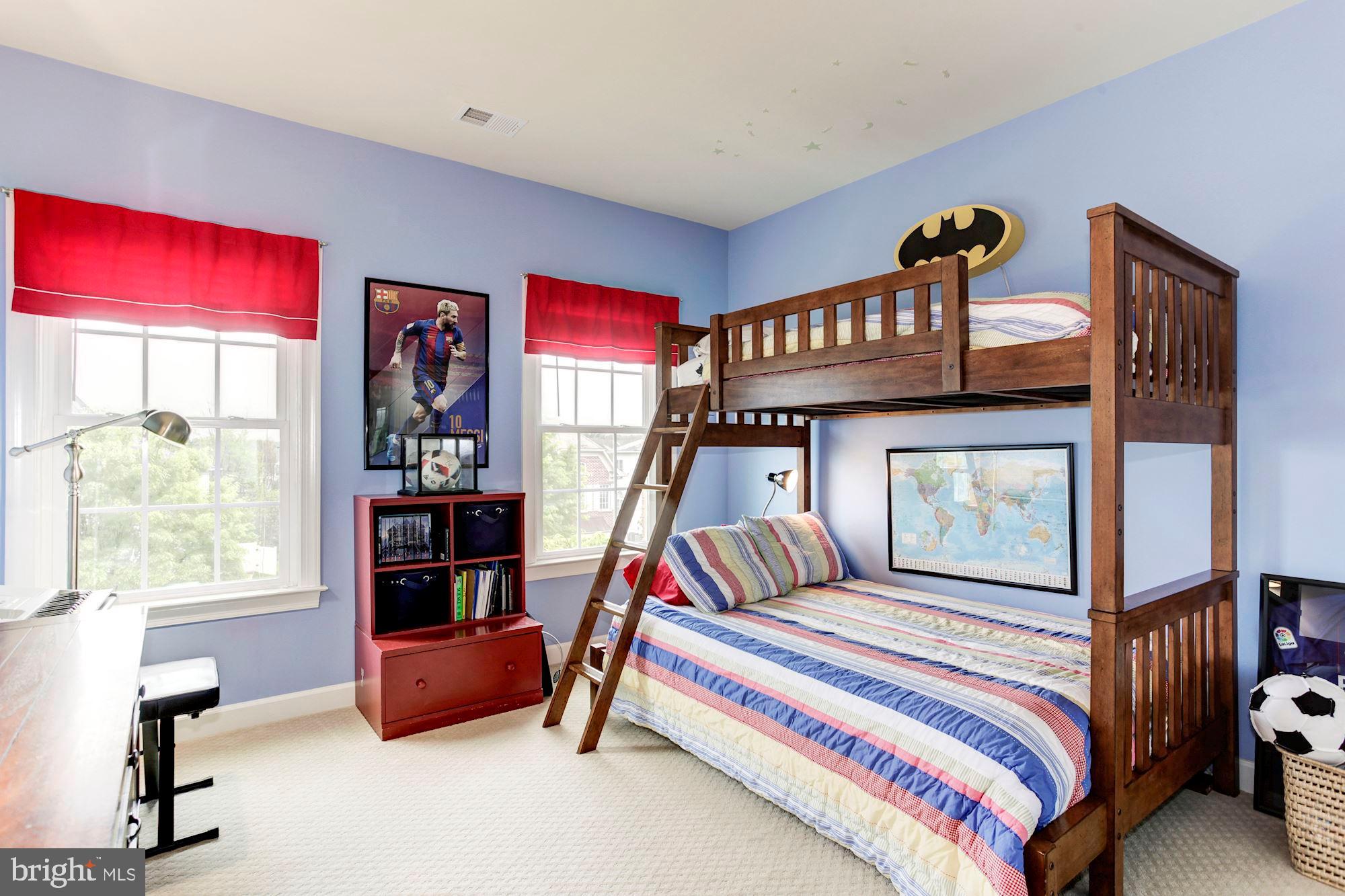 24960 Castleton Drive Chantilly, VA 20152 - Photo 32 of 44 a bedroom with furniture and a window