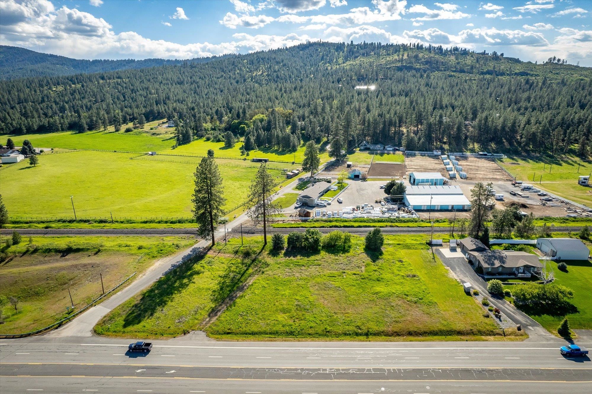 2714 South Dishman Mica Road Spokane Valley, WA 99206 - Photo 3 of 20