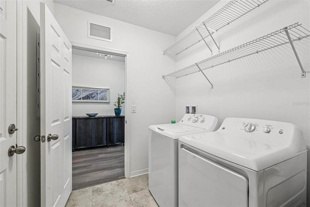 13129 Conquistador Loop Spring Hill, FL 34610 - Photo 25 of 40 Gallery Image 25