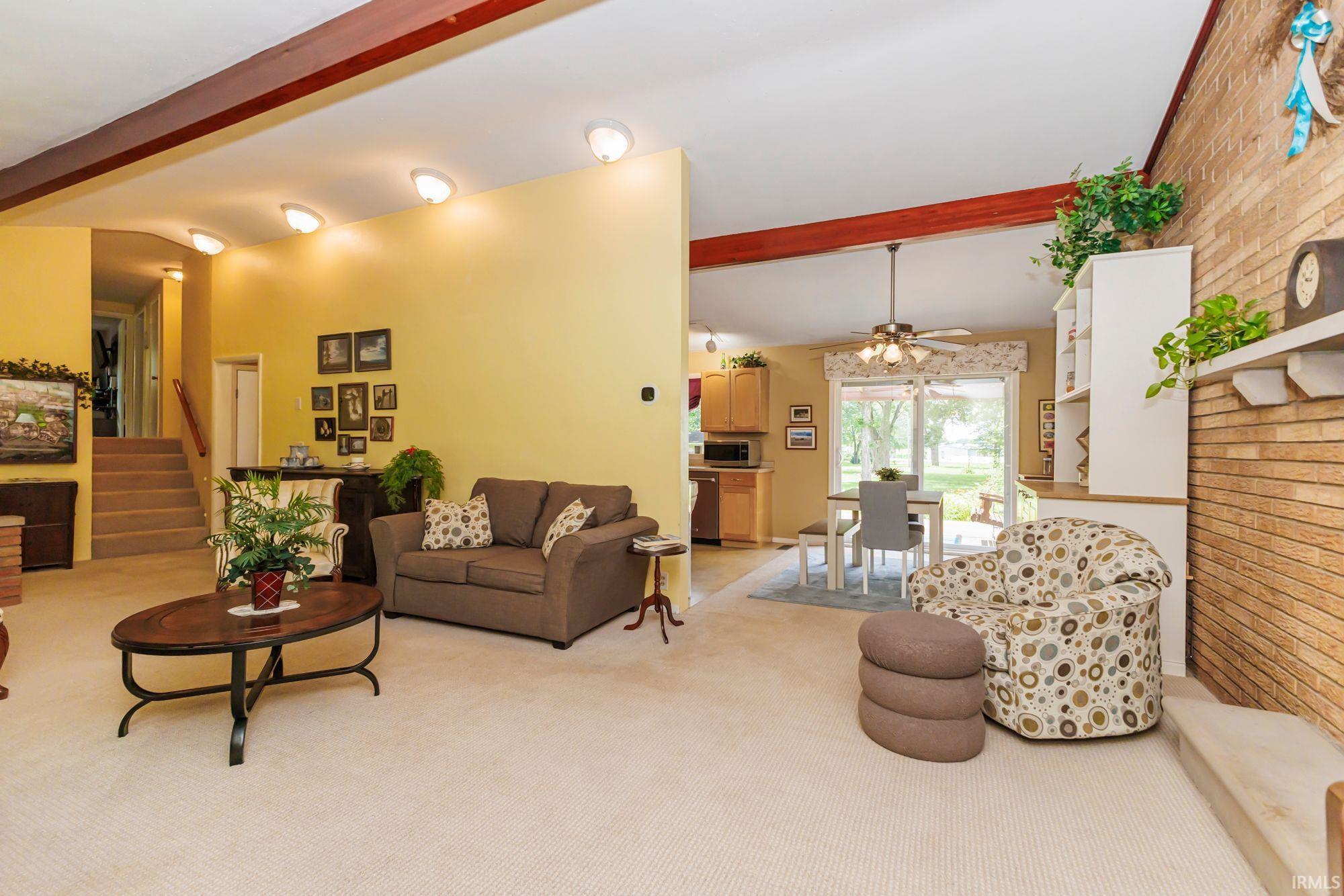 1515 South Ridgeview Drive Yorktown, IN 47396 - Photo 4 of 34 Gallery Image 4