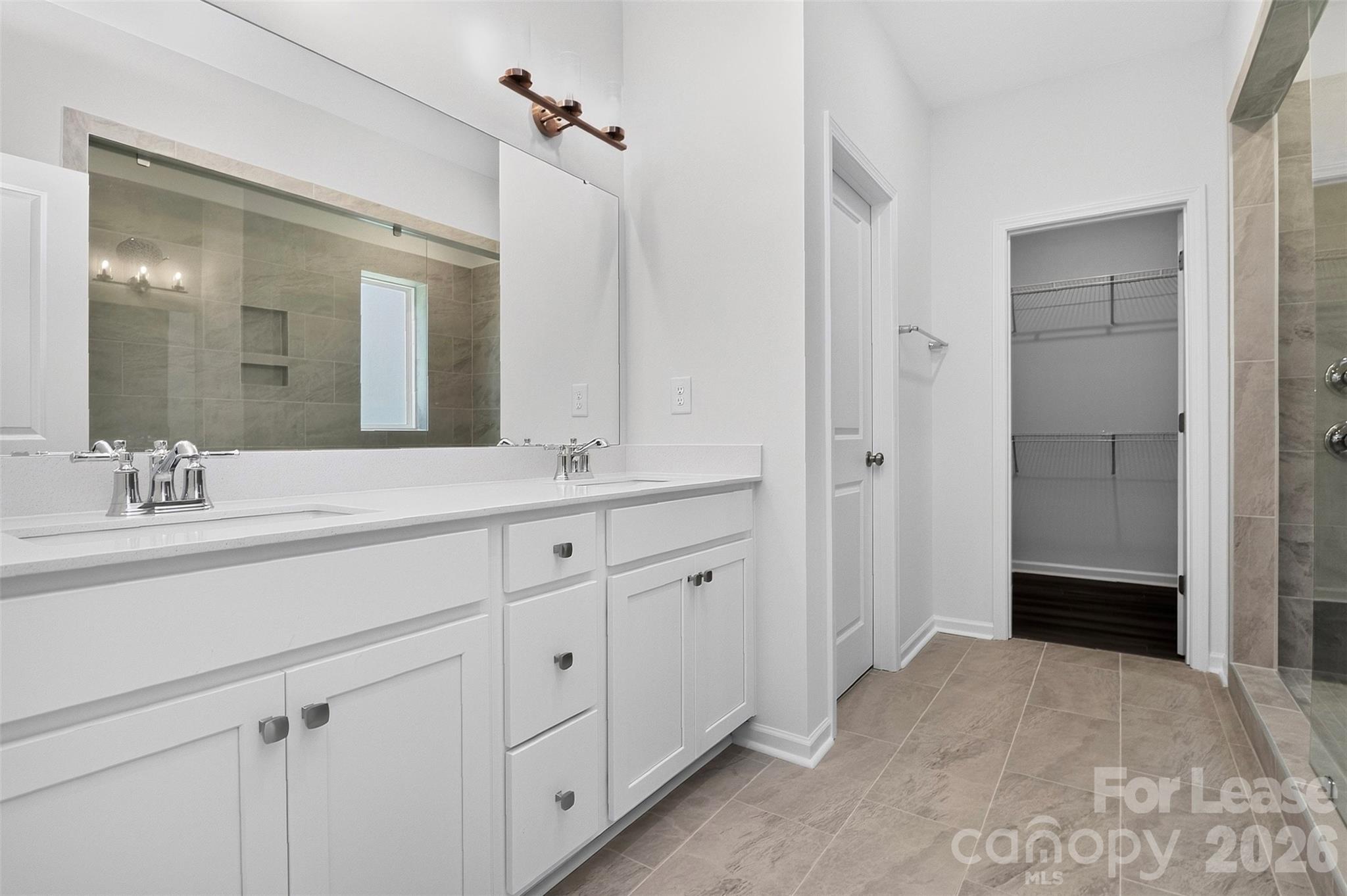 11225 Lochmere Road Charlotte, NC 28278 - Photo 22 of 44 Gallery Image 22