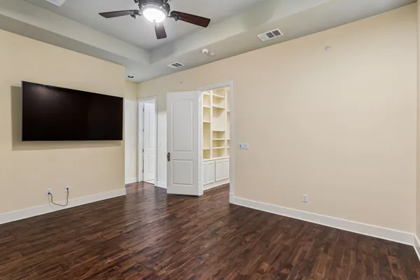 $1,150,000 | 1529 Barton Springs Road, Unit 9, Austin, TX 78704