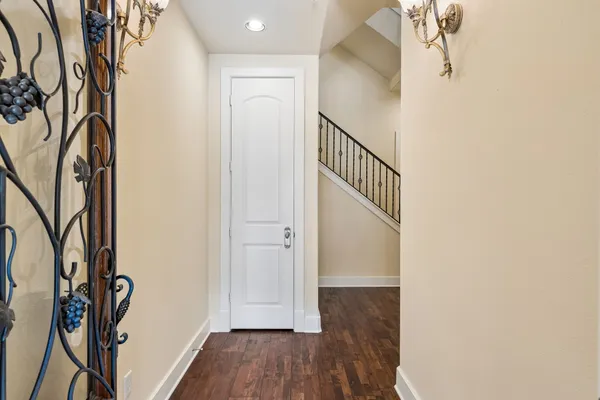 $1,150,000 | 1529 Barton Springs Road, Unit 9, Austin, TX 78704