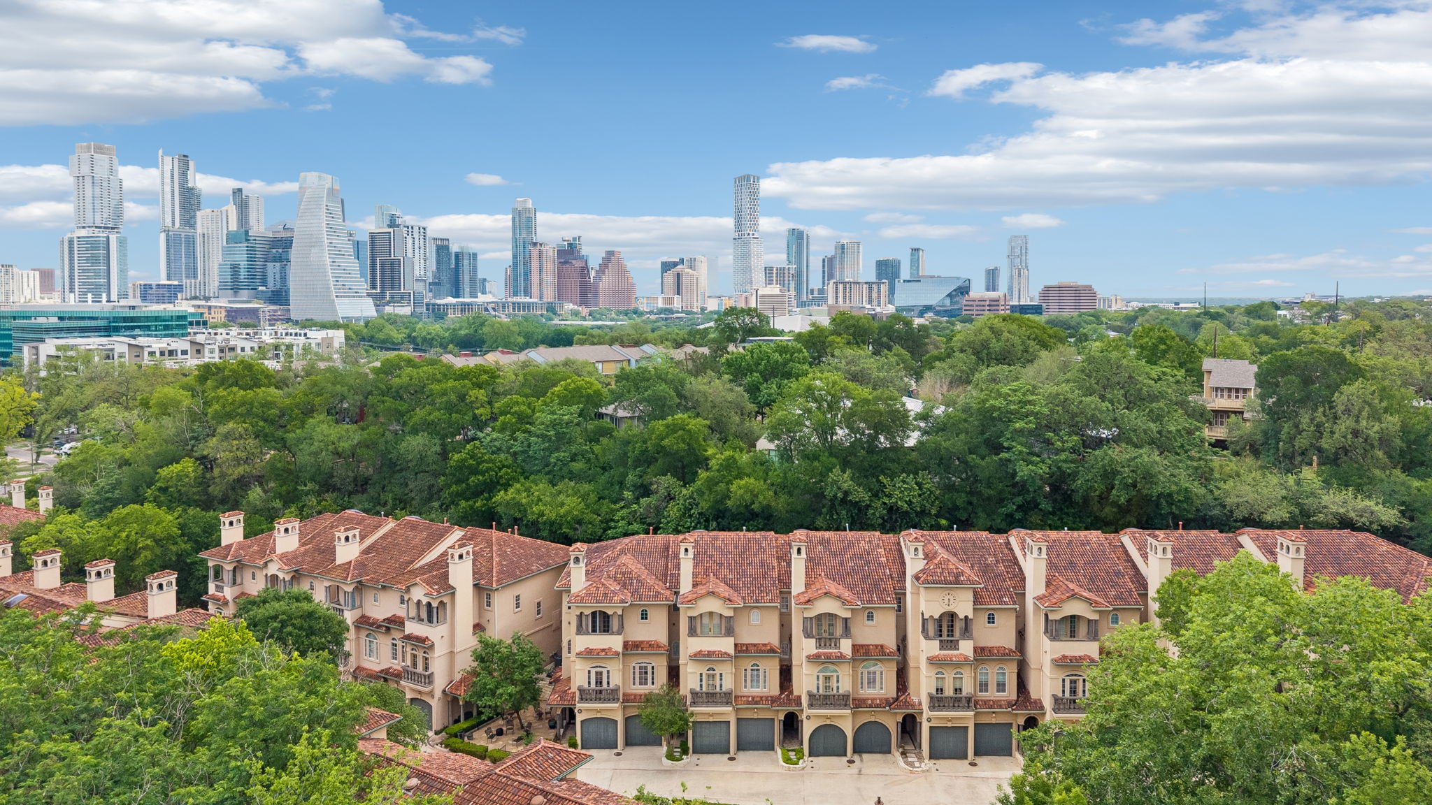 1529 Barton Springs Road, Unit 9 Austin, TX 78704 - Photo 34 of 37 Private, gated community right on the south side of downtown and Zilker Park