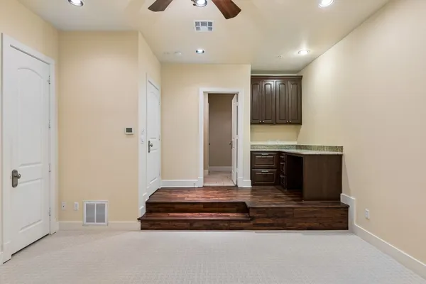 $1,150,000 | 1529 Barton Springs Road, Unit 9, Austin, TX 78704