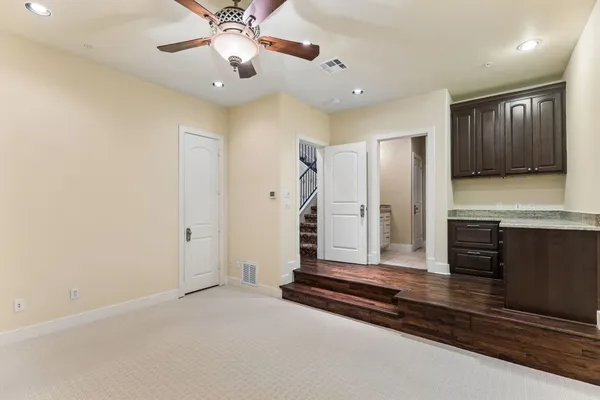 $1,150,000 | 1529 Barton Springs Road, Unit 9, Austin, TX 78704