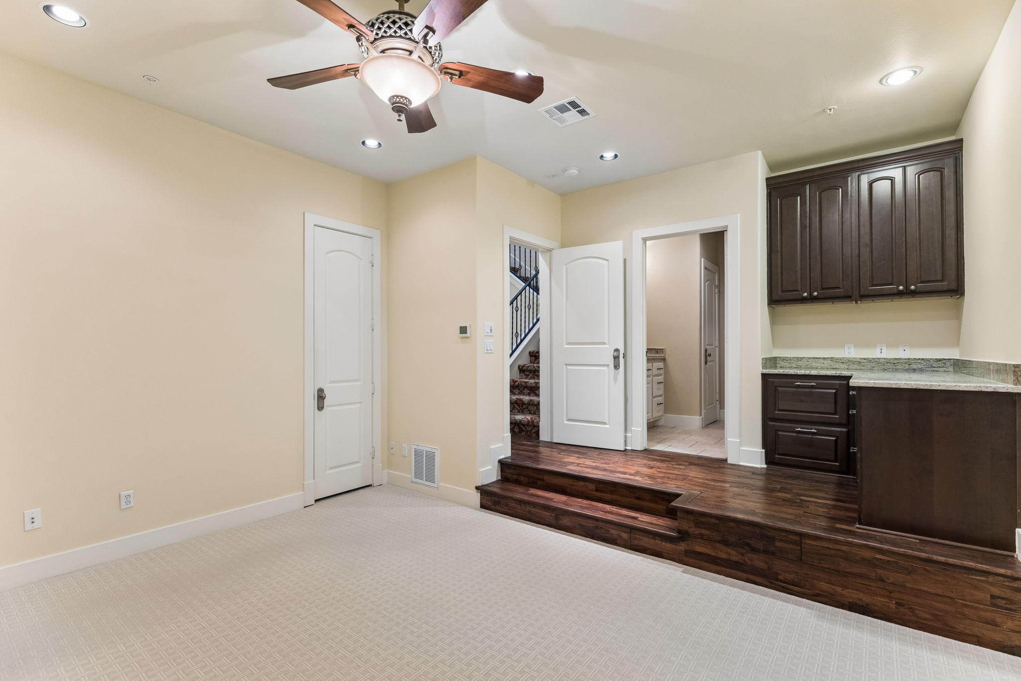 1529 Barton Springs Road, Unit 9 Austin, TX 78704 - Photo 5 of 37