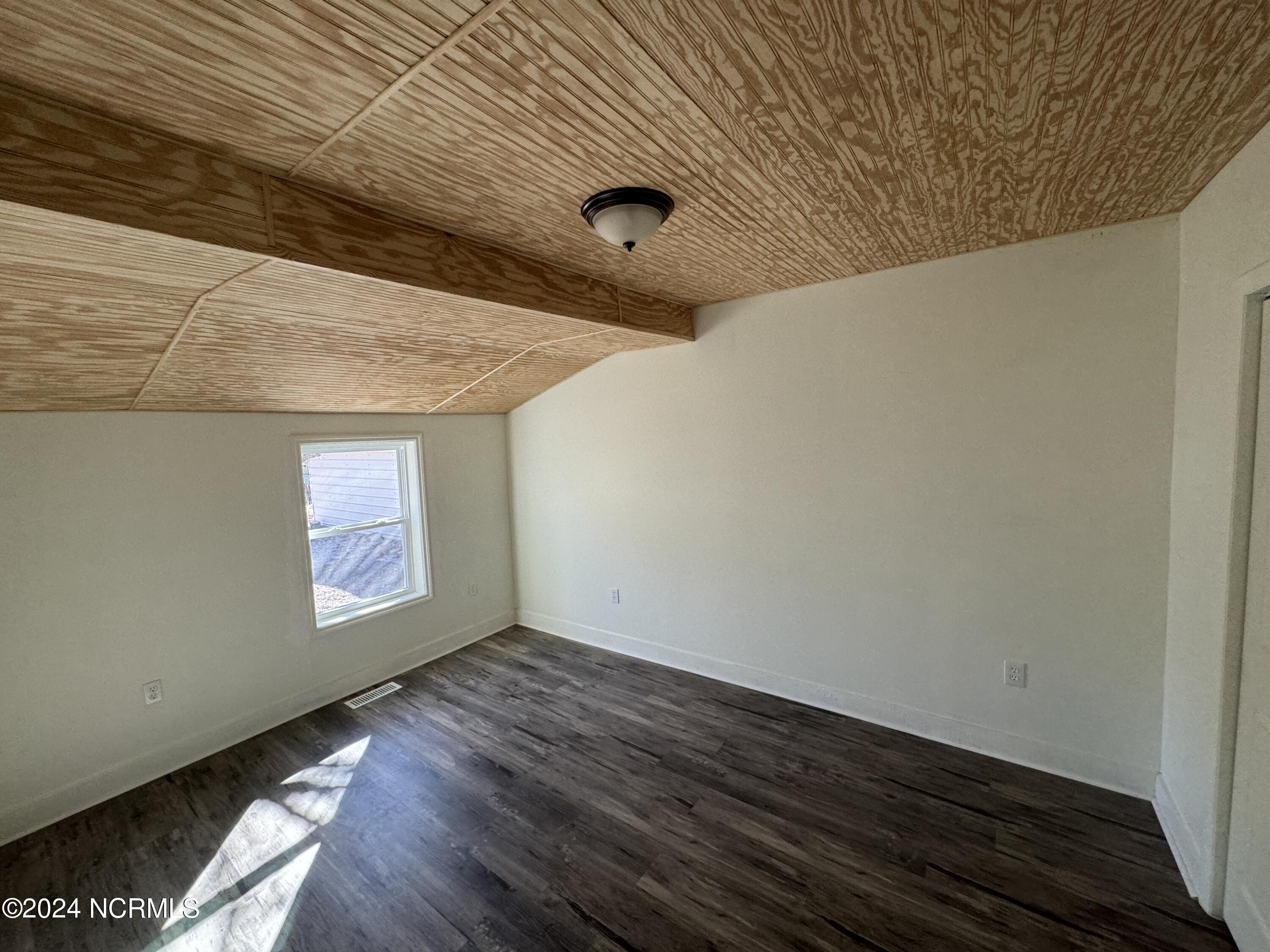 2807 Boones Neck Road Southwest Supply, NC 28462 - Photo 6 of 14 2nd Bedroom