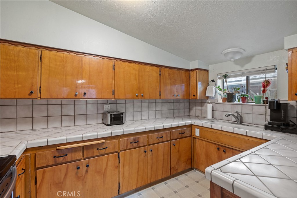 375 F Street Tehama, CA 96035 - Photo 12 of 54