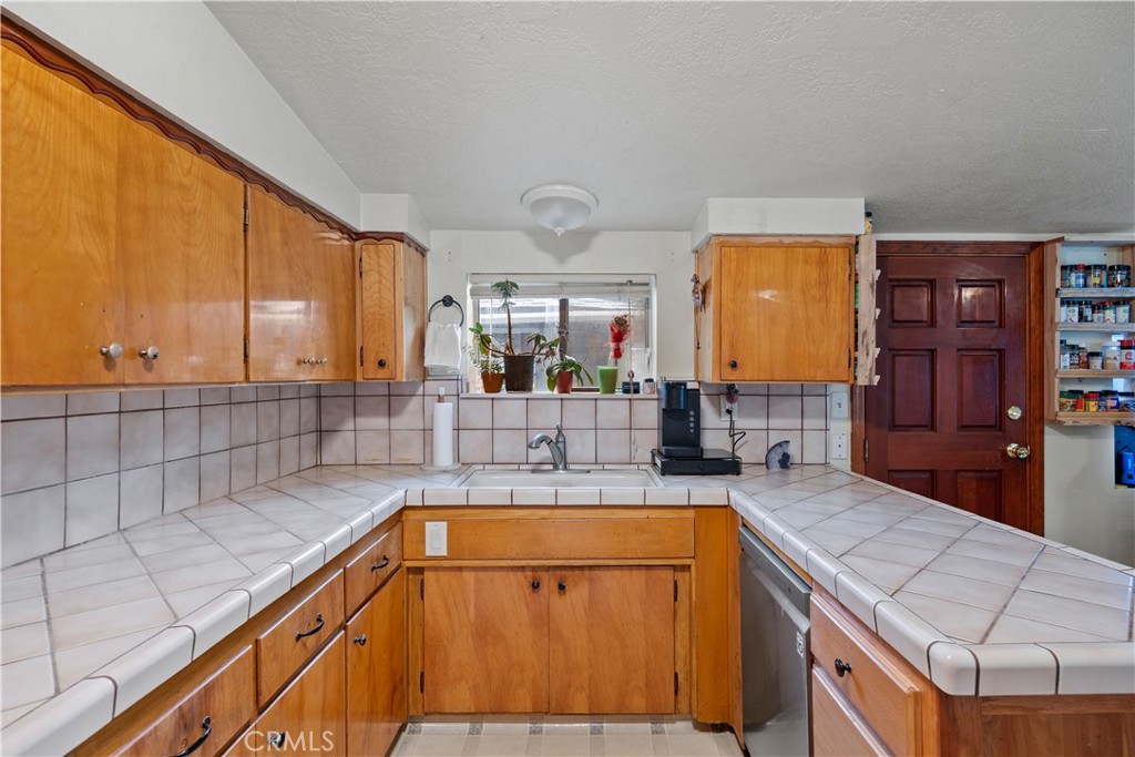 375 F Street Tehama, CA 96035 - Photo 14 of 54