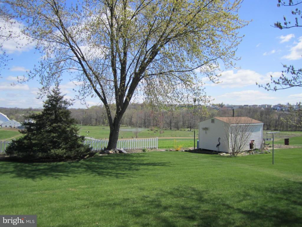 479 Prospect Road Manheim, PA 17545 - Photo 3 of 33 Gallery Image 3