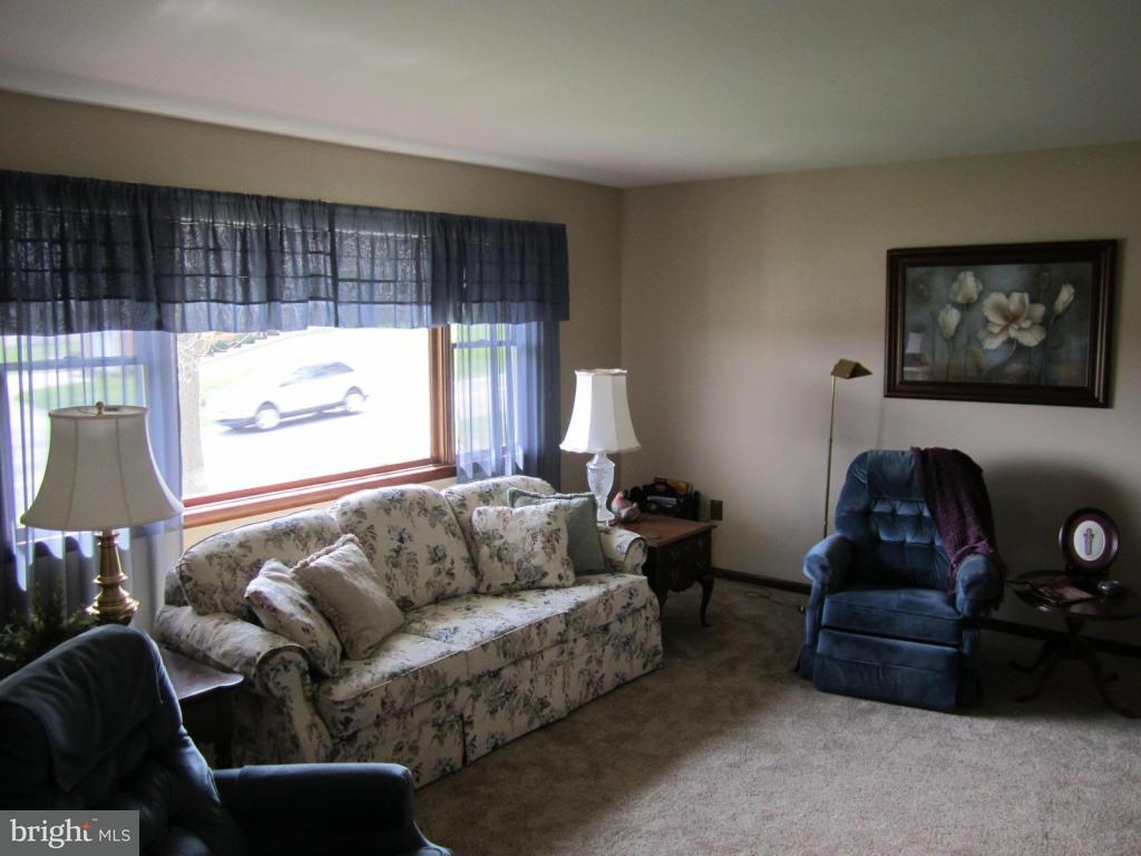 479 Prospect Road Manheim, PA 17545 - Photo 7 of 33 Gallery Image 7