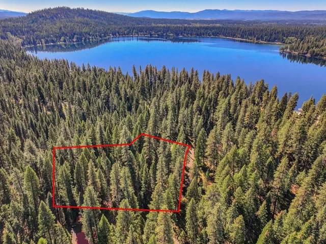 $695,000 | 1367 Pinehurst Boulevard, Unit 15B, McCall, ID 83638