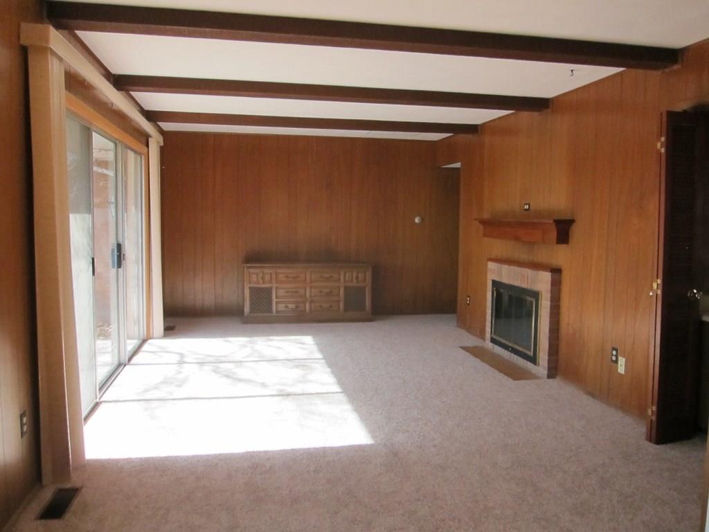815 White Farm Road Indiana, PA 15701 - Photo 5 of 9 Family Room