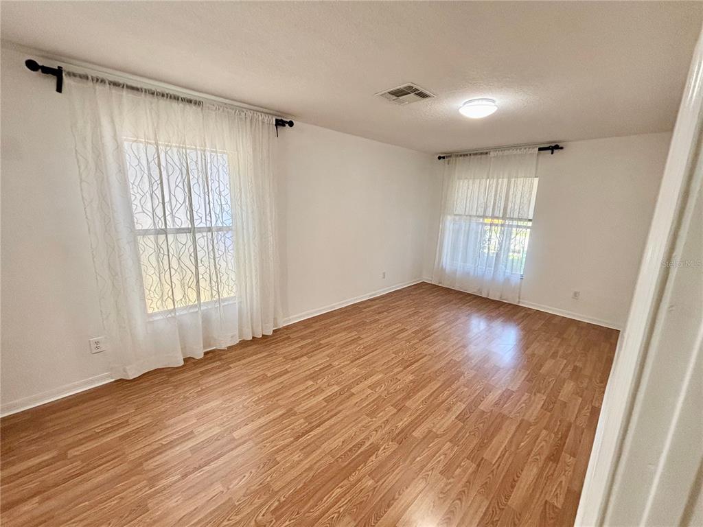 10812 Tilston Point Orlando, FL 32832 - Photo 11 of 32