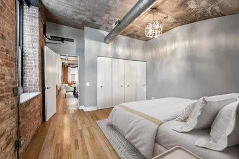 $629,000 | 110 North Peoria Street, Unit 205, Chicago, IL 60607