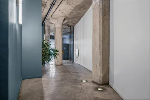 $629,000 | 110 North Peoria Street, Unit 205, Chicago, IL 60607