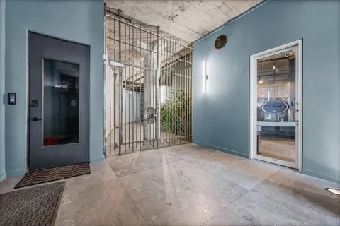 $629,000 | 110 North Peoria Street, Unit 205, Chicago, IL 60607