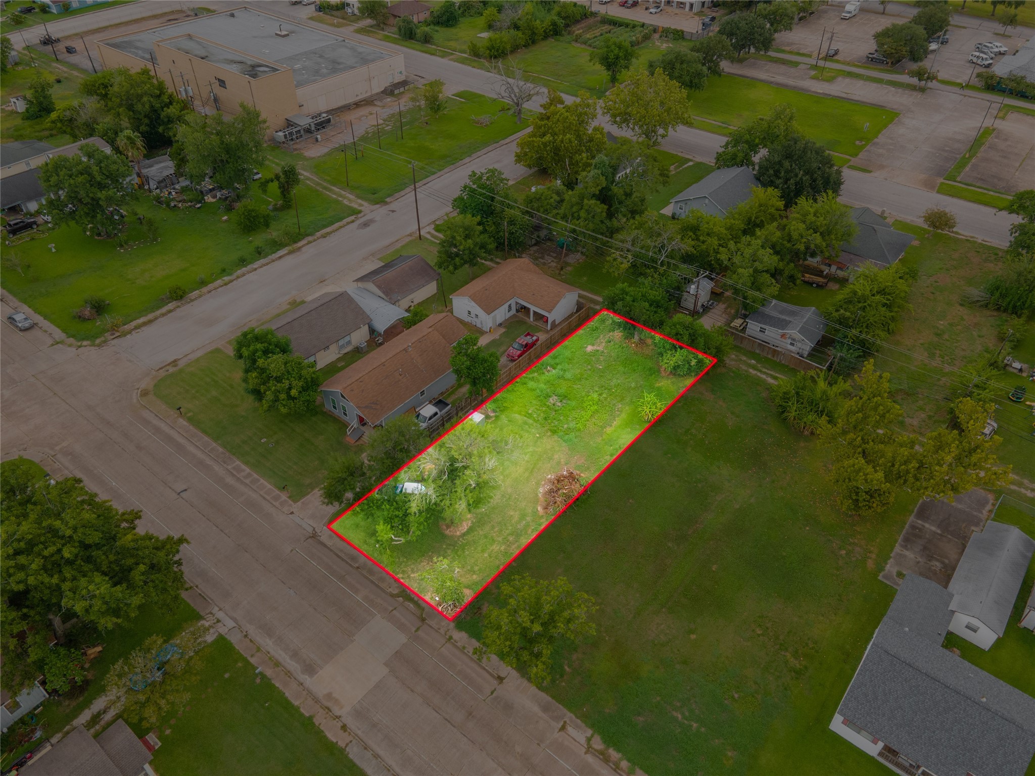 922 West 4th Street Freeport, TX 77541 - Photo 5 of 11 an aerial view of a football ground