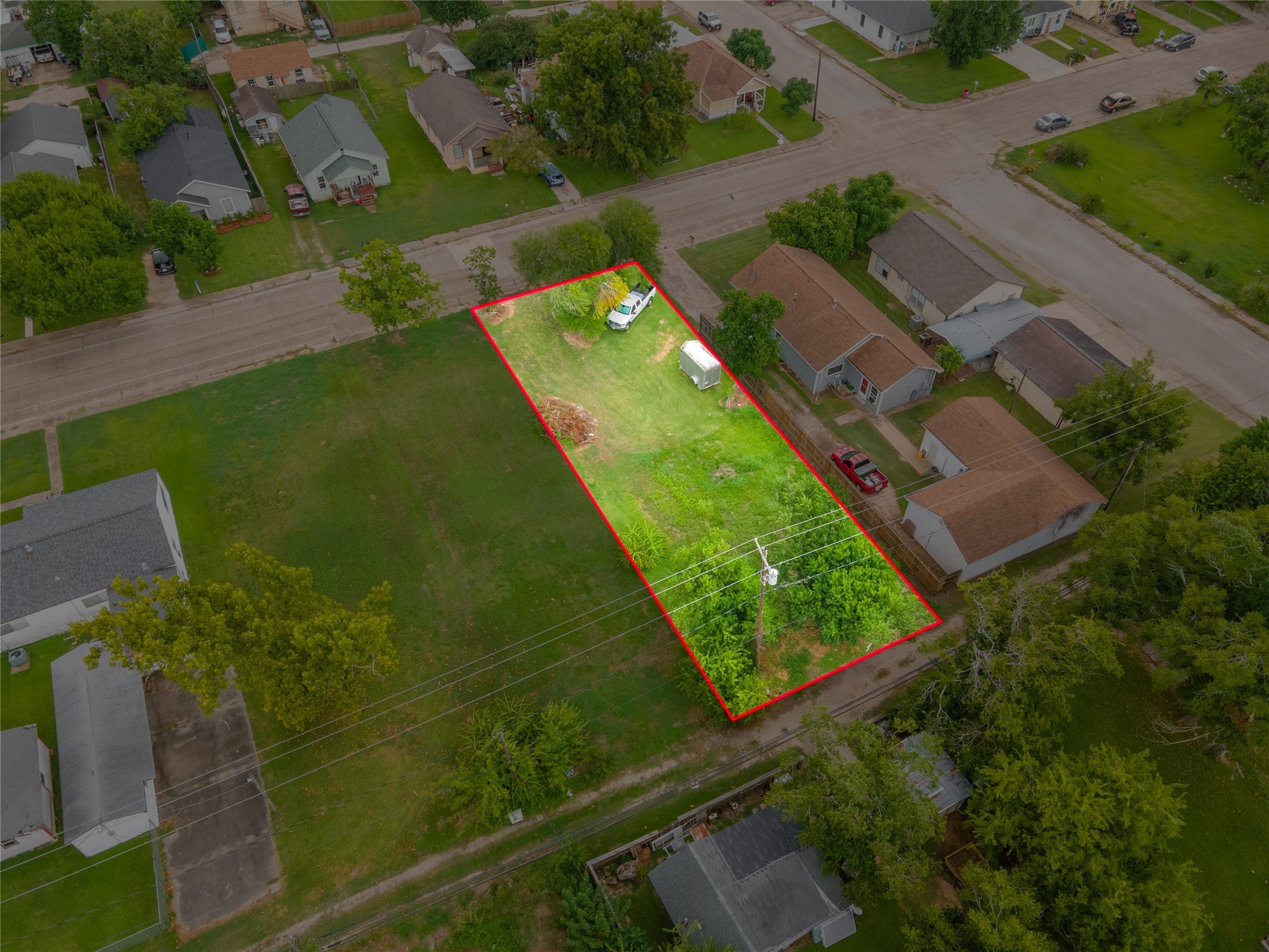 922 West 4th Street Freeport, TX 77541 - Photo 7 of 11 an aerial view of a football ground