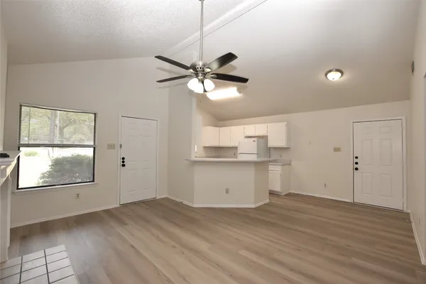 $1,450 | 2801 West Slaughter Lane, Unit A, Austin, TX 78748