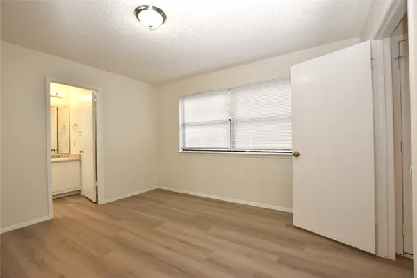 $1,450 | 2801 West Slaughter Lane, Unit A, Austin, TX 78748