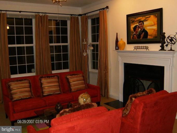 6309 Hickory Bend Road Brandywine, MD 20613 - Photo 6 of 29 Living Room