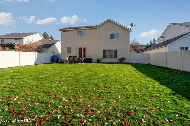 $549,900 | 1373 North Willamette Drive, Post Falls, ID 83854