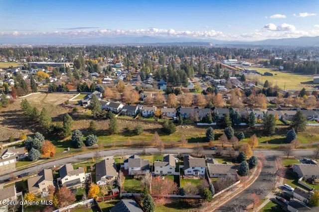 $549,900 | 1373 North Willamette Drive, Post Falls, ID 83854