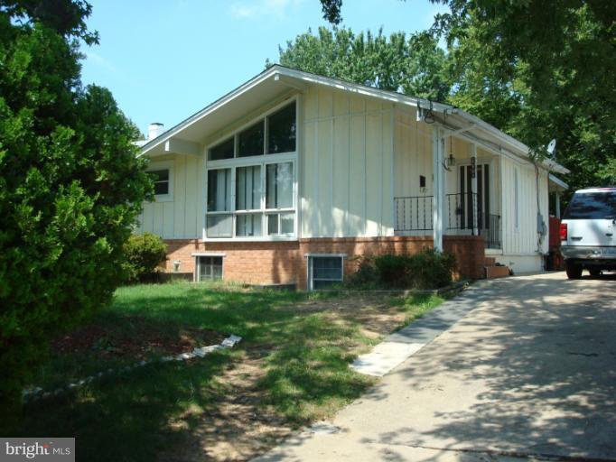 6622 Fargo Street Springfield, VA 22150 - Photo 11 of 16 Exterior (General)