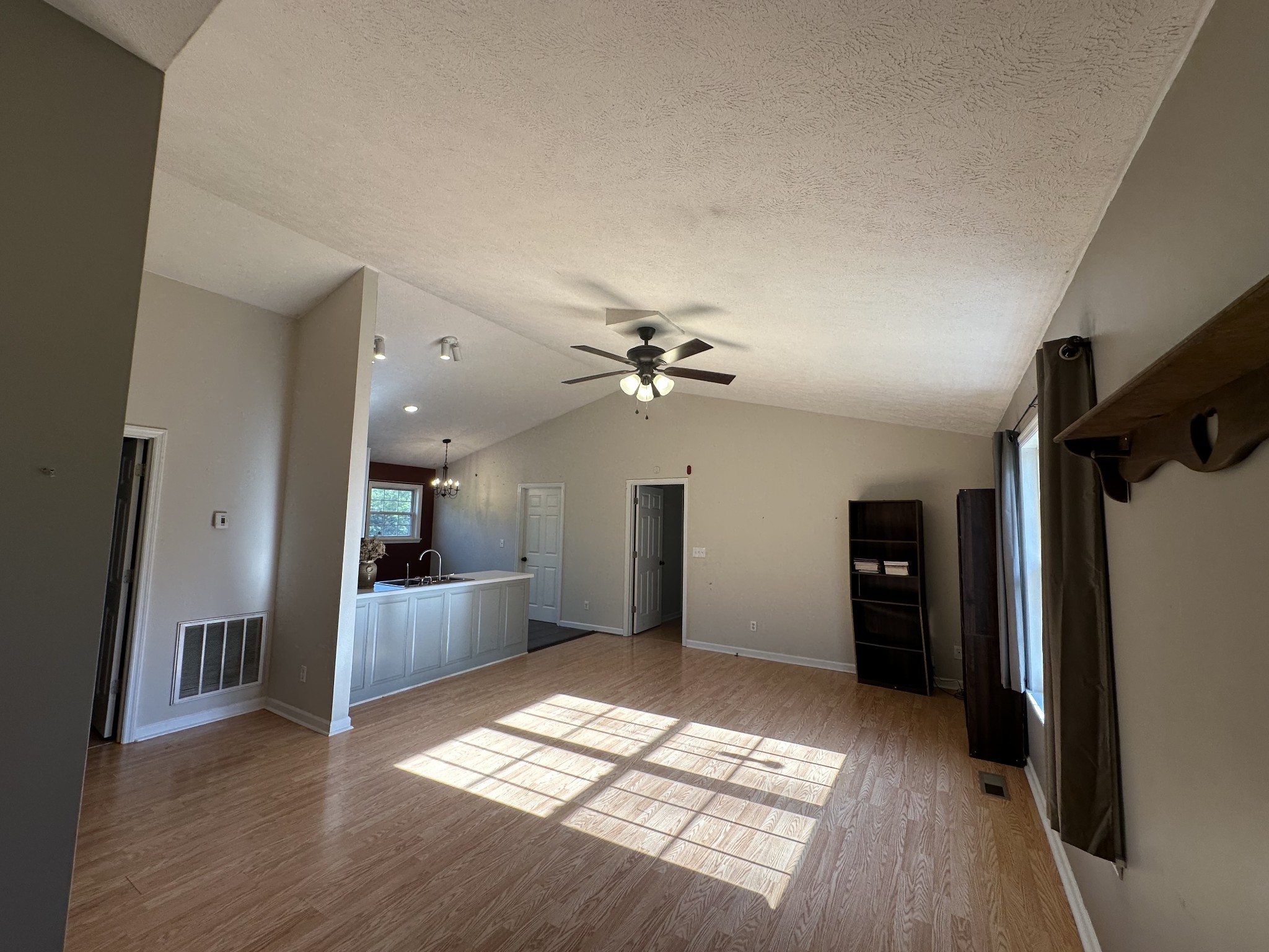 632 Cane Creek Road Hohenwald, TN 38462 - Photo 5 of 20 Gallery Image 5