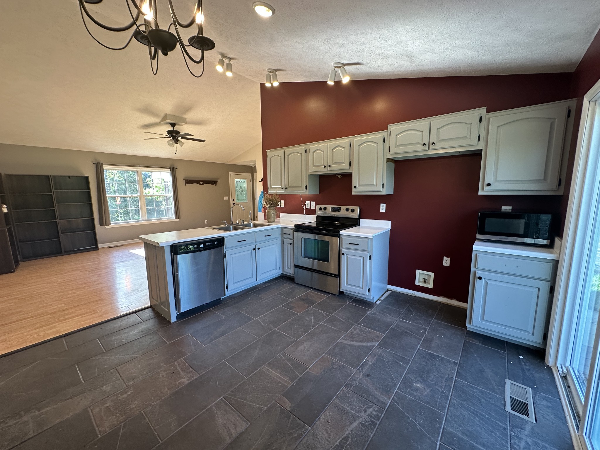 632 Cane Creek Road Hohenwald, TN 38462 - Photo 7 of 20 Gallery Image 7