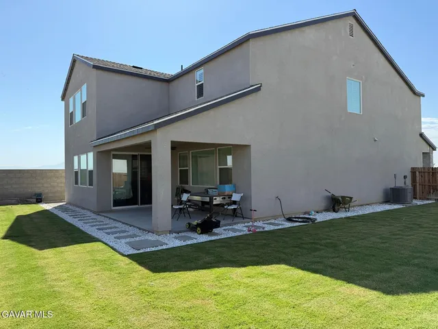 $3,100 | 7400 Carambola Place, Bakersfield, CA 93313