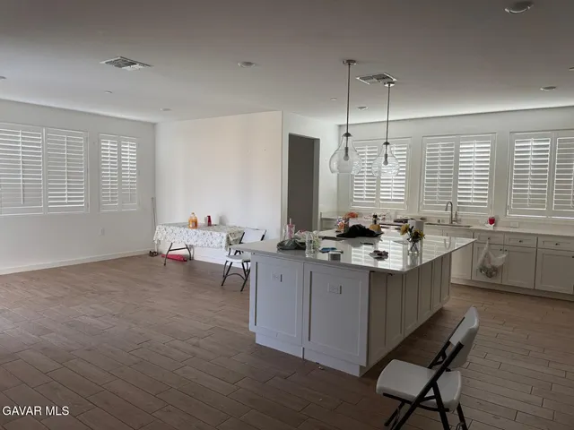 $3,100 | 7400 Carambola Place, Bakersfield, CA 93313