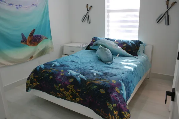 $2,800,000 | 1553 Sunrise Drive, Big Pine Key, FL 33043