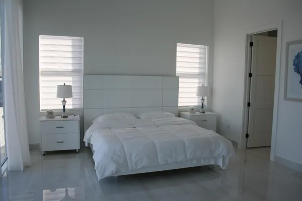 $2,800,000 | 1553 Sunrise Drive, Big Pine Key, FL 33043