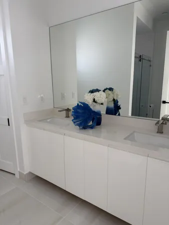 $2,800,000 | 1553 Sunrise Drive, Big Pine Key, FL 33043