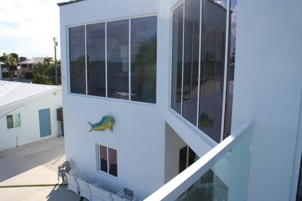 $2,800,000 | 1553 Sunrise Drive, Big Pine Key, FL 33043