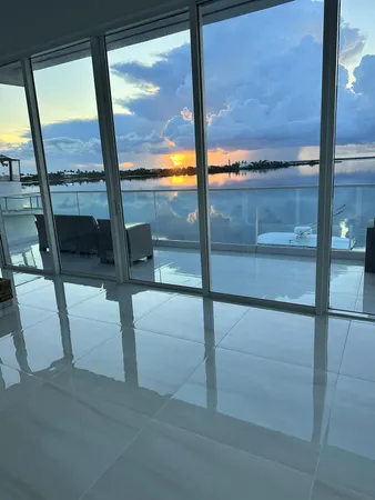 $2,800,000 | 1553 Sunrise Drive, Big Pine Key, FL 33043