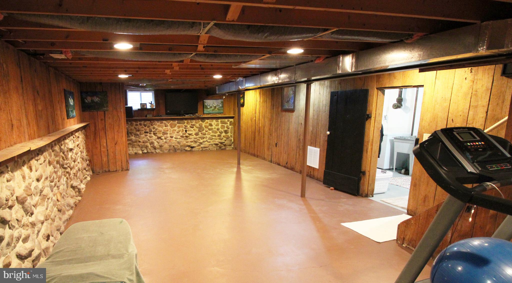 10617 Powell Road Thurmont, MD 21788 - Photo 26 of 32 Spacious Basement
