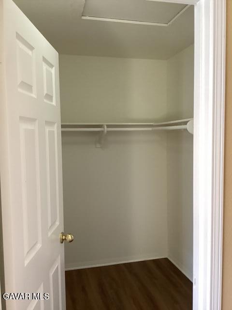 43469 30th Street West, Unit 3 Lancaster, CA 93536 - Photo 11 of 17 a close view of shower tap