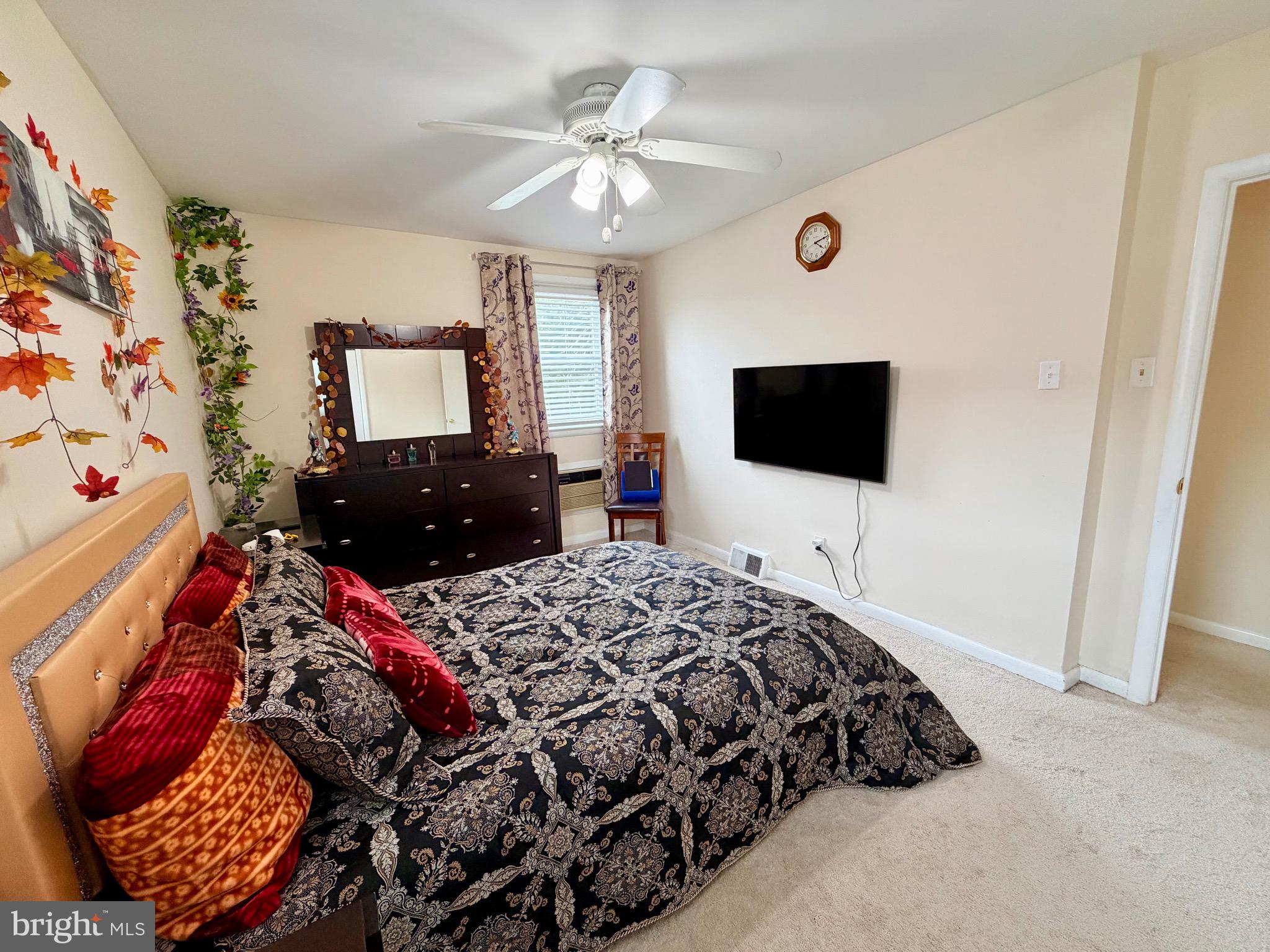 1437 Napfle Avenue Philadelphia, PA 19111 - Photo 20 of 43