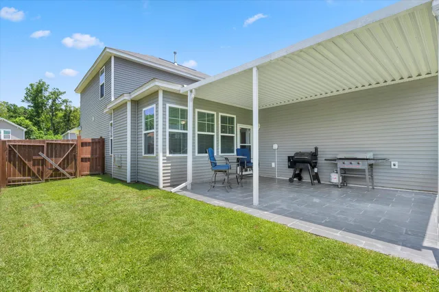 $400,000 | 536 Man O War Lane, Moncks Corner, SC 29461